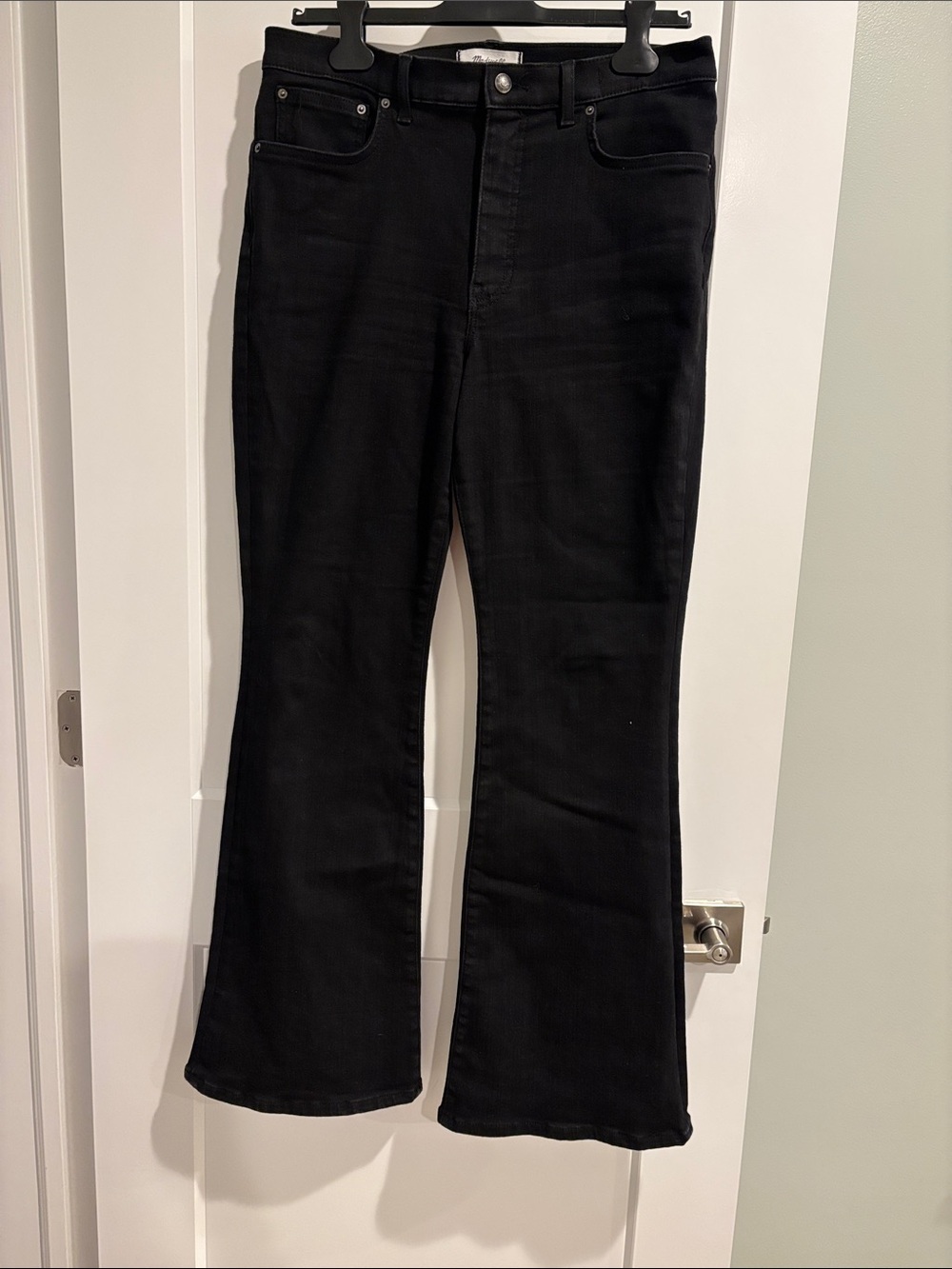 Madewell Women’s The Stretch Flare Jean in Black 30